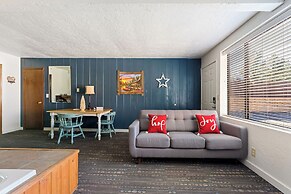 SoCal Vacations - Village Inn