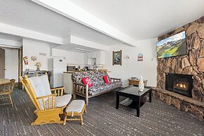 SoCal Vacations - Village Inn