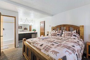 SoCal Vacations - Village Inn