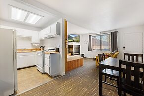 SoCal Vacations - Village Inn