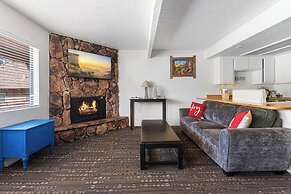 SoCal Vacations - Village Inn