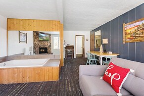 SoCal Vacations - Village Inn