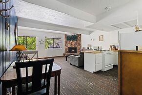 SoCal Vacations - Village Inn