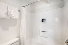 SoCal Vacations - Village Inn