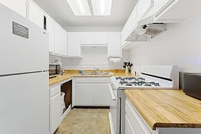 SoCal Vacations - Village Inn