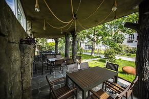 Chveni Ezo Boutique Hotel