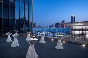 Holiday Inn Wuxi Central Station by IHG