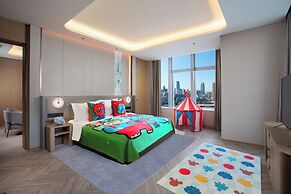 Holiday Inn Wuxi Central Station by IHG