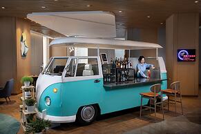 Holiday Inn Wuxi Central Station by IHG