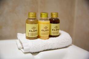 Velvet 1-bedroom Apartment The Clockhouse, Hoddesdon