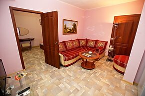 Pansionat Polyarnie Zori