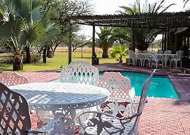 Palm Afrique Lodge Botswana