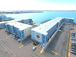 Thunder Island 80b 2 Bedroom Condo by RedAwning