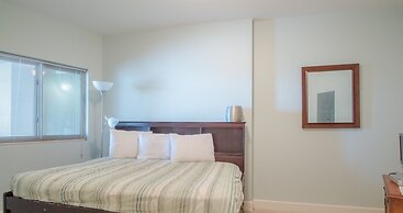 Sea Breeze 1007 Penthouse