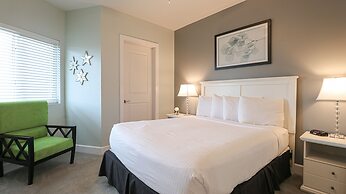 Sea Breeze 1002 Penthouse