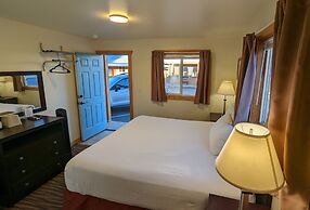 Teton Court Motel