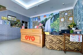 Super OYO 90039 Coop Hotel Kangar