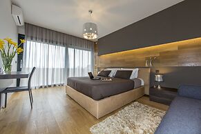 Spacious Villa With Private Pool and Jacuzzi in Porec