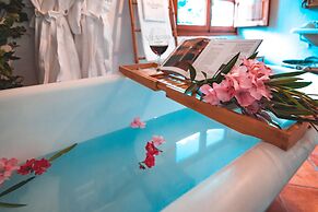 VILASIRA Rooms & Wines - Adults Only