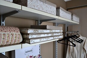 Townhouse Park & House