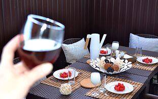 Townhouse Park & House