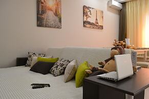 Townhouse Park & House