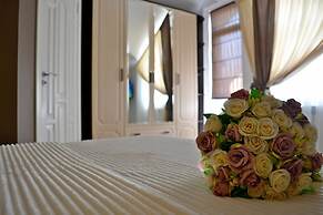 Townhouse Park & House