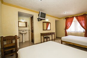 OYO Hotel La Glorieta ,Huichapan ,Balneario Camino Real