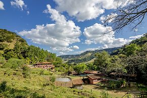 Hotel Fazenda Cachoeira da Furna