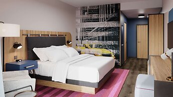 TRYP by Wyndham Orlando