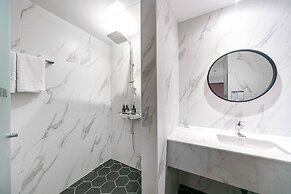 Pohang Brown Dot Hotel