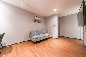 Pohang Brown Dot Hotel