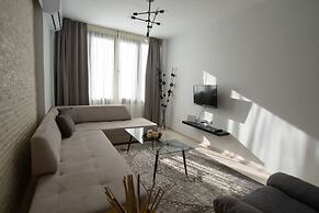 halu! Modern City Center Apartment