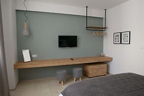 halu! Modern City Center Apartment