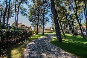 halu! Luxury Villa with Private Pool