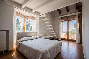 halu! Luxury Villa with Private Pool