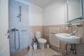 halu! Luxury Villa with Private Pool