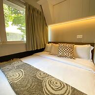 ST Signature Bugis Beach, DAYUSE, 5 hours: 9AM-2PM