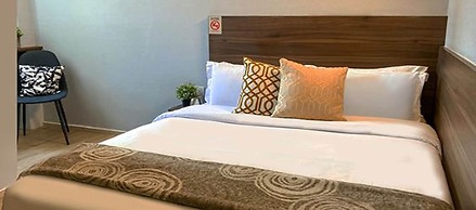 ST Signature Bugis Beach, DAYUSE, 5 hours: 9AM-2PM