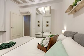 Vertical Garden Apartments by Mamo Florence