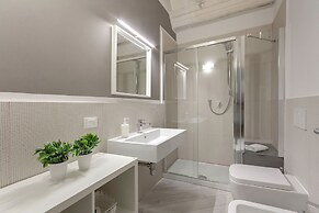 Vertical Garden Apartments by Mamo Florence