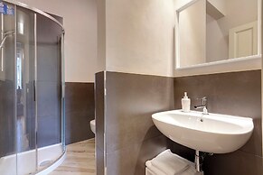 Vertical Garden Apartments by Mamo Florence