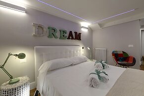 Mamo Florence - St. Elizabeth Loft Apartment