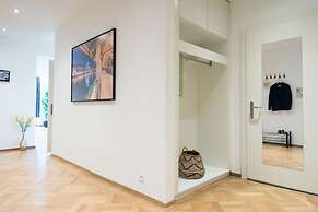 Hitrental Chapel Bridge Apartments