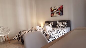 Erra - Champagne - Athens Center