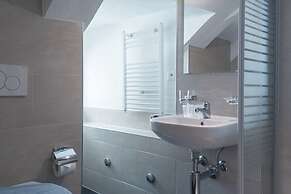 Hitrental Old Town Apartments