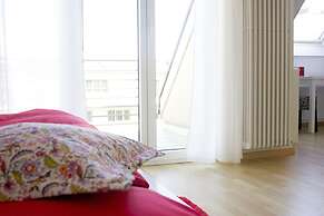 Hitrental Central Apartments