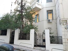 Erra - Aegean - Neoclassical - Athens Center,200m²,5 BD,2.5 BATH