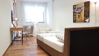 Erra - Berry - Athens Center,180m²,Big Balconies,6 BD,3 BATH