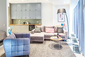 Sky Tower Apartments by Michał & Piotr